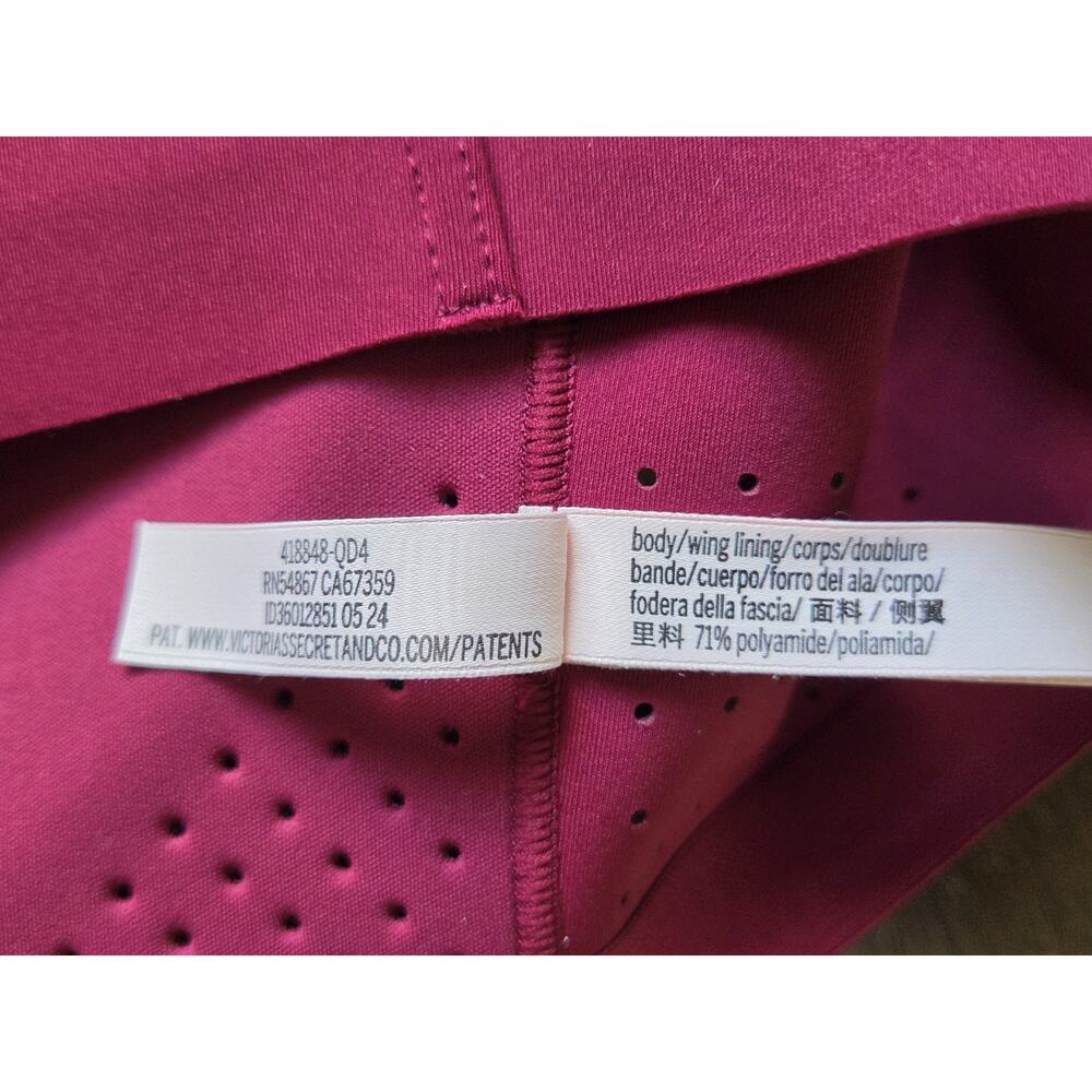 Victoria's Secret Featherweight Max Front-Close Sports Bra Campari Red 38D - Picture 7 of 9